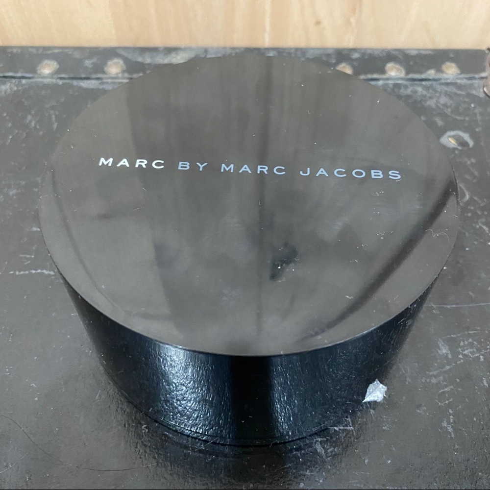 Marc by Marc Jacobs Mini Amy Rose Gold-Tone Quartz - Picture 12 of 12